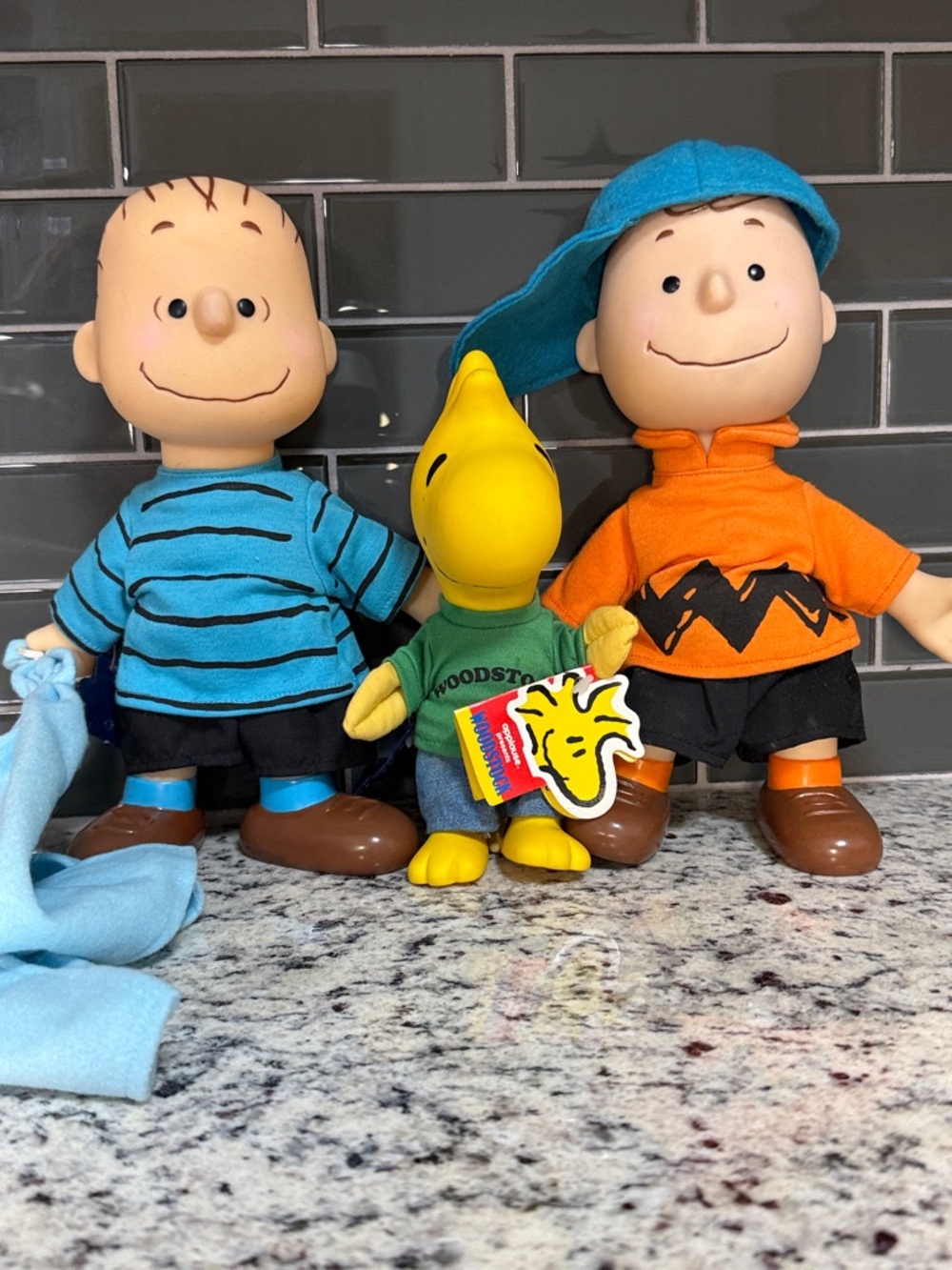 Peanuts Gang Toys - 1952 Linus, 1950 Charlie Brown, 1965,1972 Woodstock
